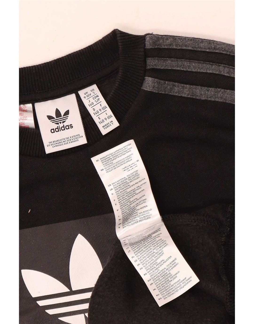 Suéter gráfico Adidas Boys 9-10 anos algodão preto