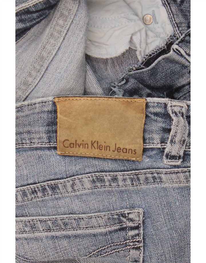 Calça jeans reta feminina Calvin Klein W30 L28 azul