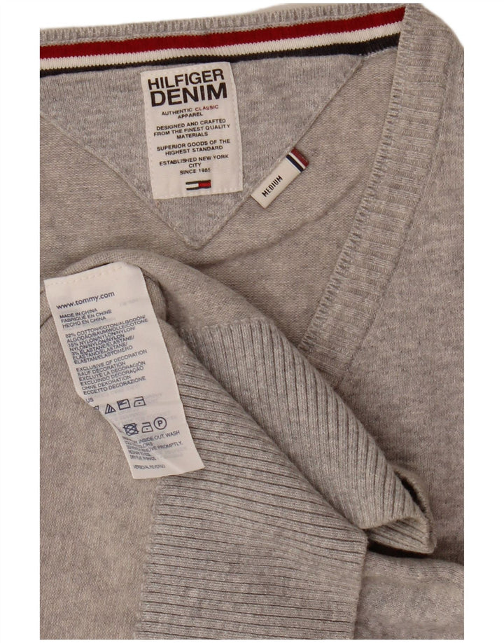 Suéter masculino Tommy Hilfiger com decote em V, algodão manchado cinza médio
