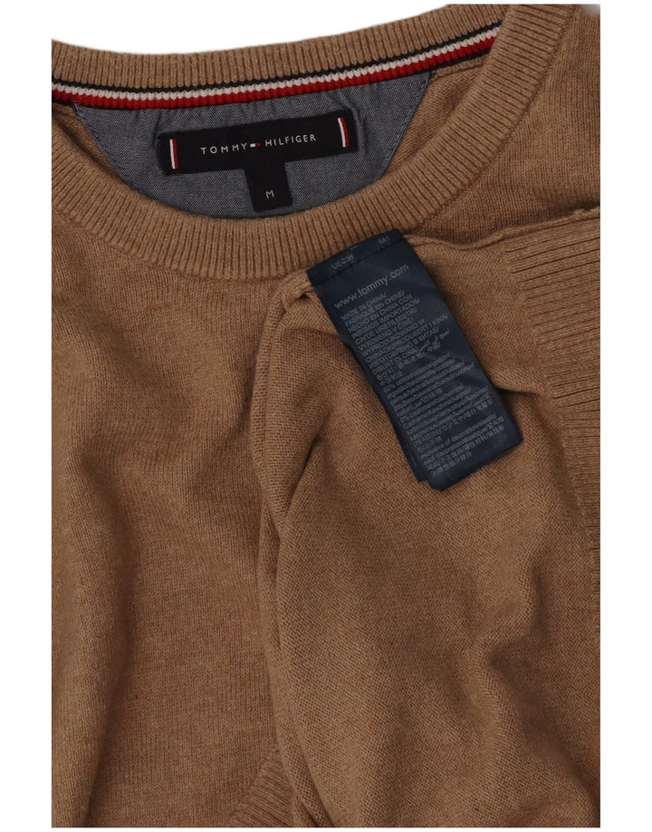 Suéter masculino Tommy Hilfiger com gola redonda e algodão marrom médio