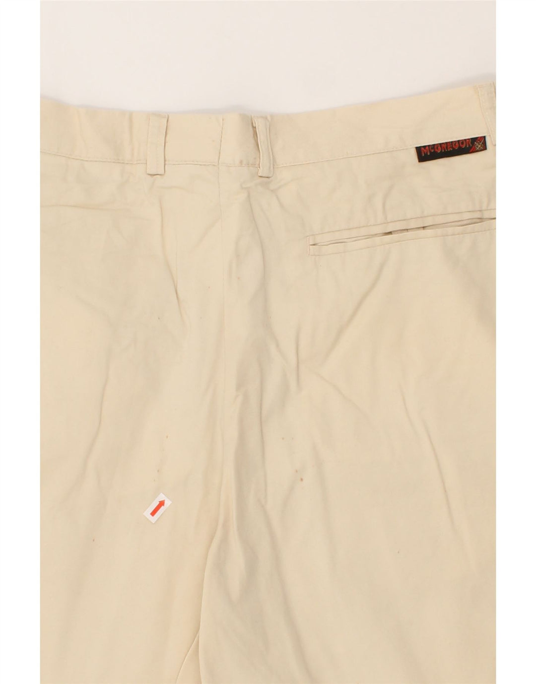 MCGREGOR Mens Pegged Chino Shorts IT 48 Medium W30 Beige Cotton Vintage McGregor and Second-Hand McGregor from Messina Hembry 