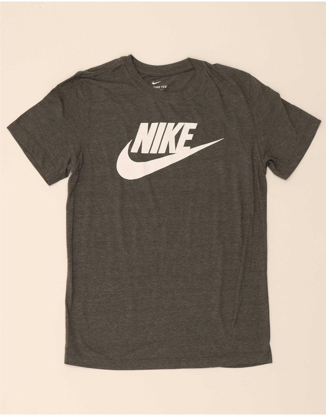 Camiseta gráfica masculina NIKE cinza pequena