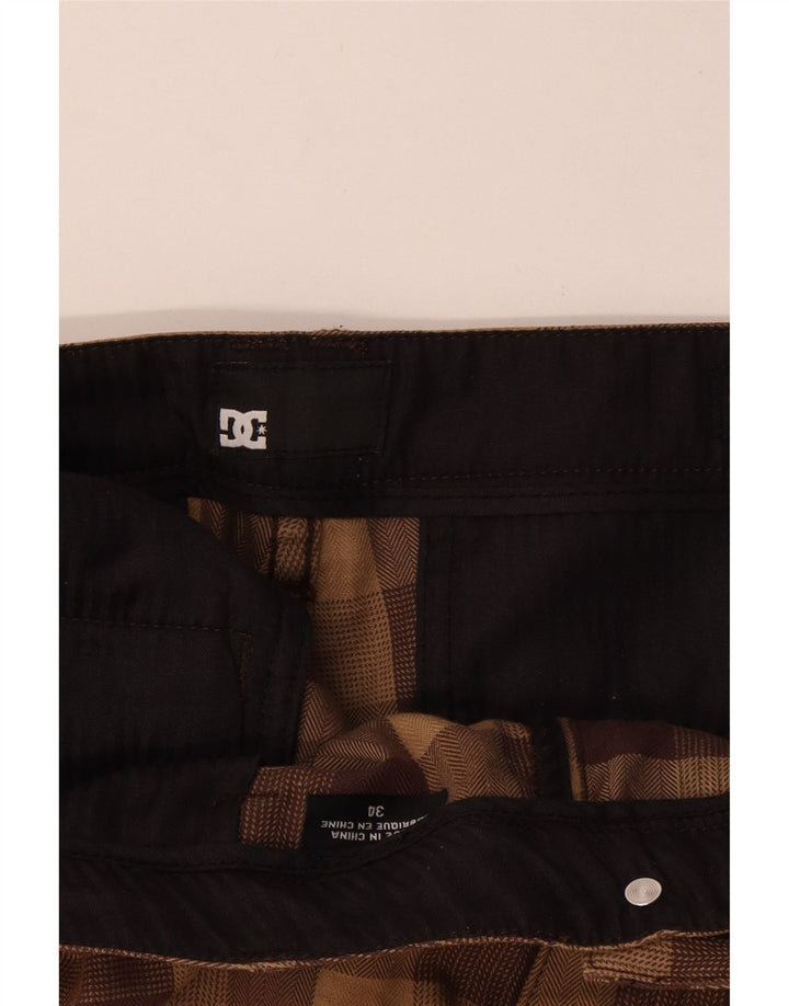 Shorts cargo masculino DC W34 grande algodão xadrez marrom