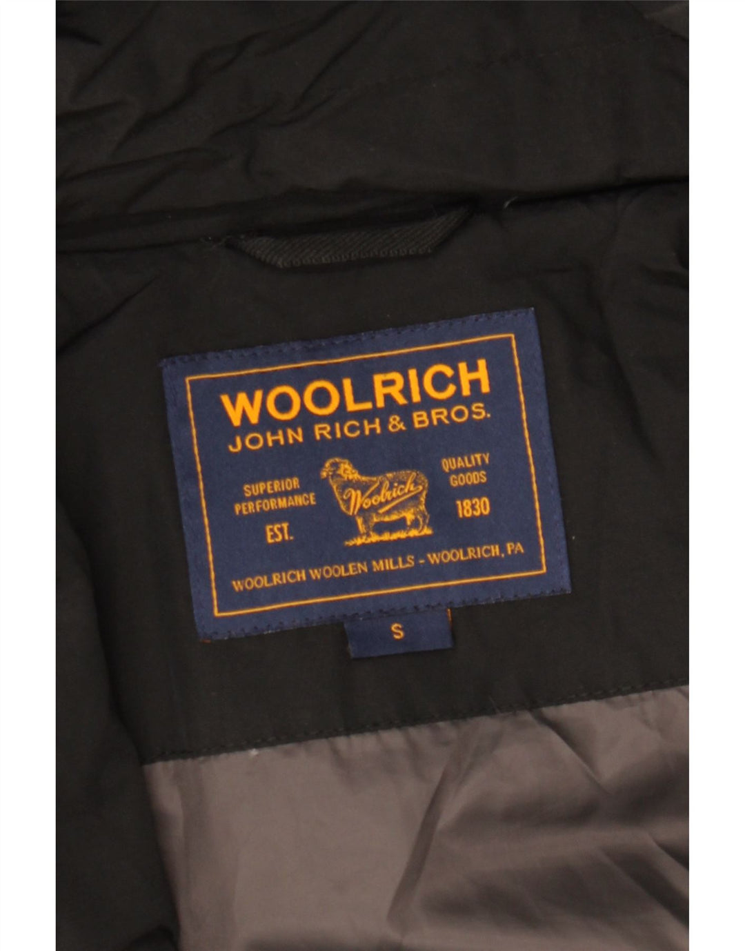 Casaco acolchoado com capuz feminino Woolrich UK 10 pequeno preto