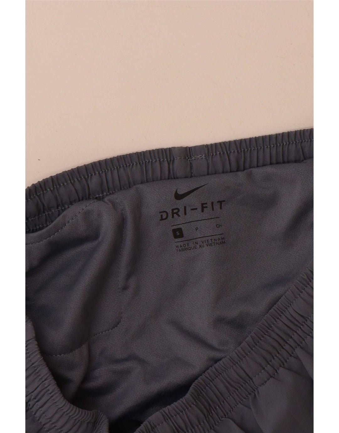 Shorts esportivos masculinos Nike Dri Fit pequeno cinza colorblock poliéster