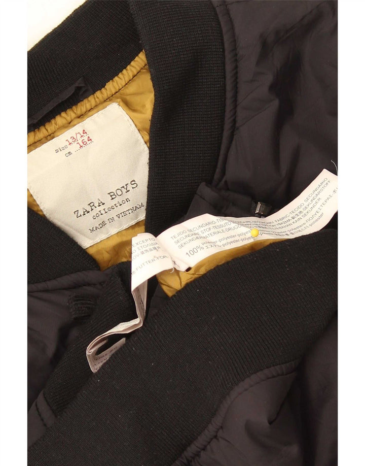 Zara Boys Graphic Bomber Jacket 13-14 anos preto poliéster