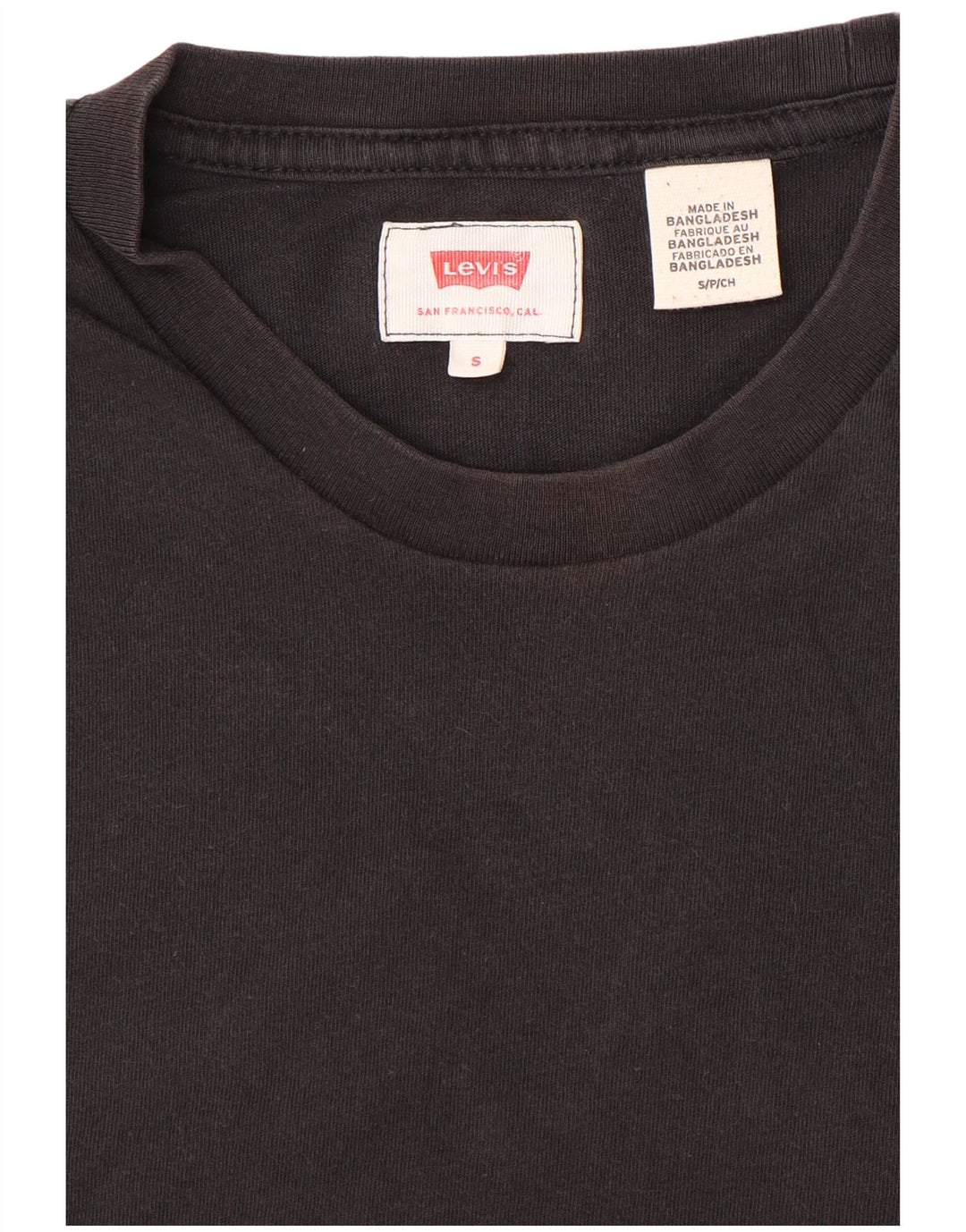 Camiseta masculina Levi's pequena preta