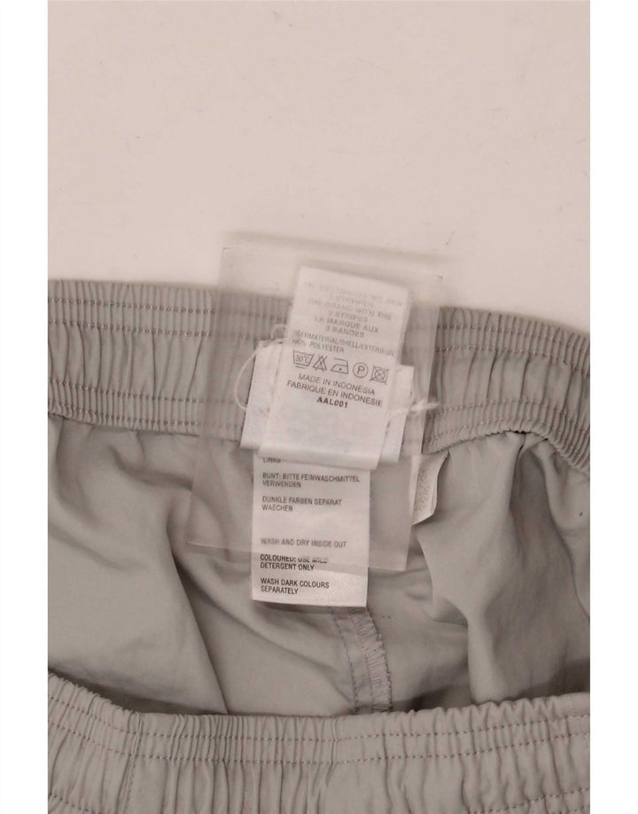 Shorts esportivos femininos Adidas UK 12 poliéster cinza médio