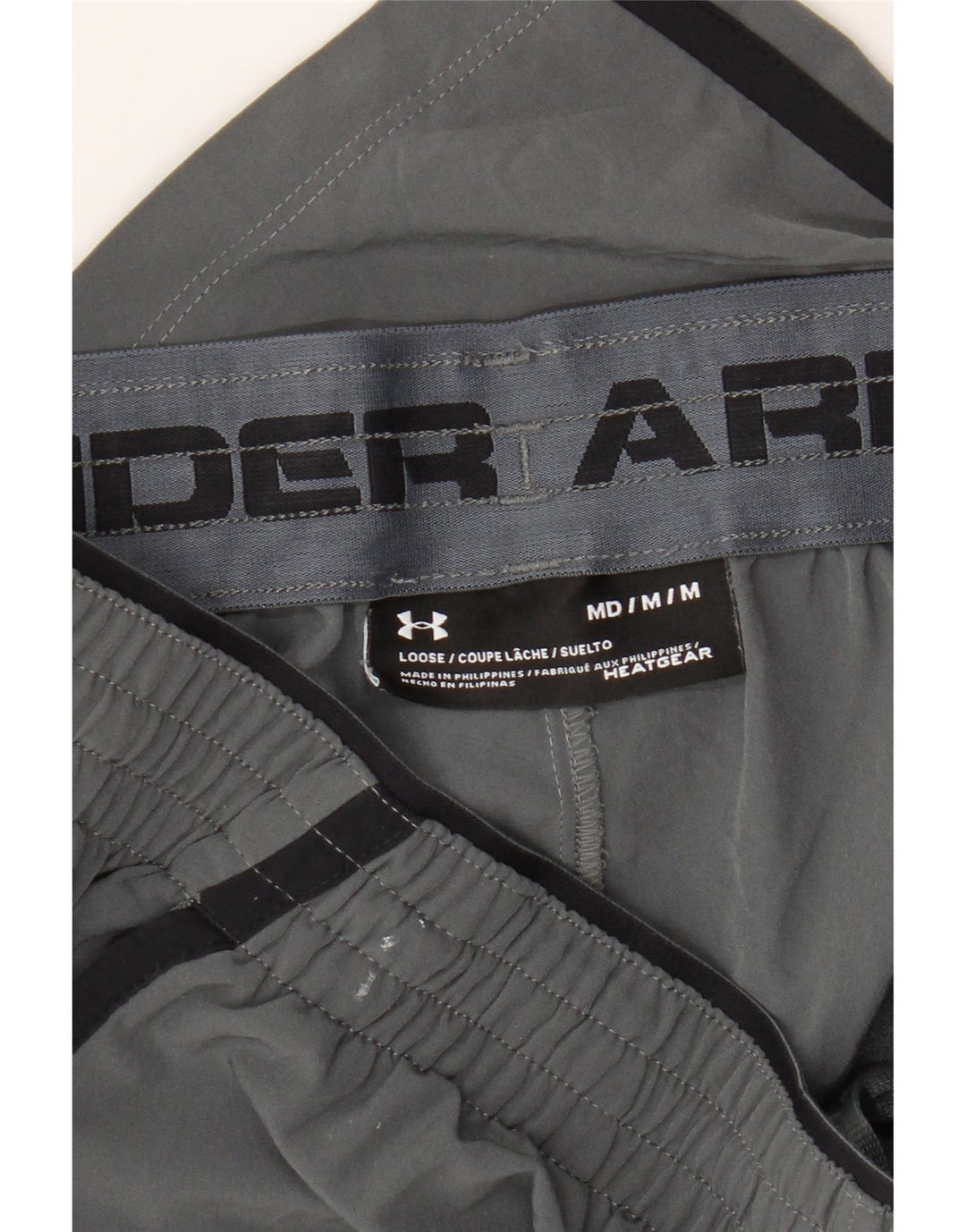 Shorts esportivos masculinos Under Armour Heat Gear cinza médio