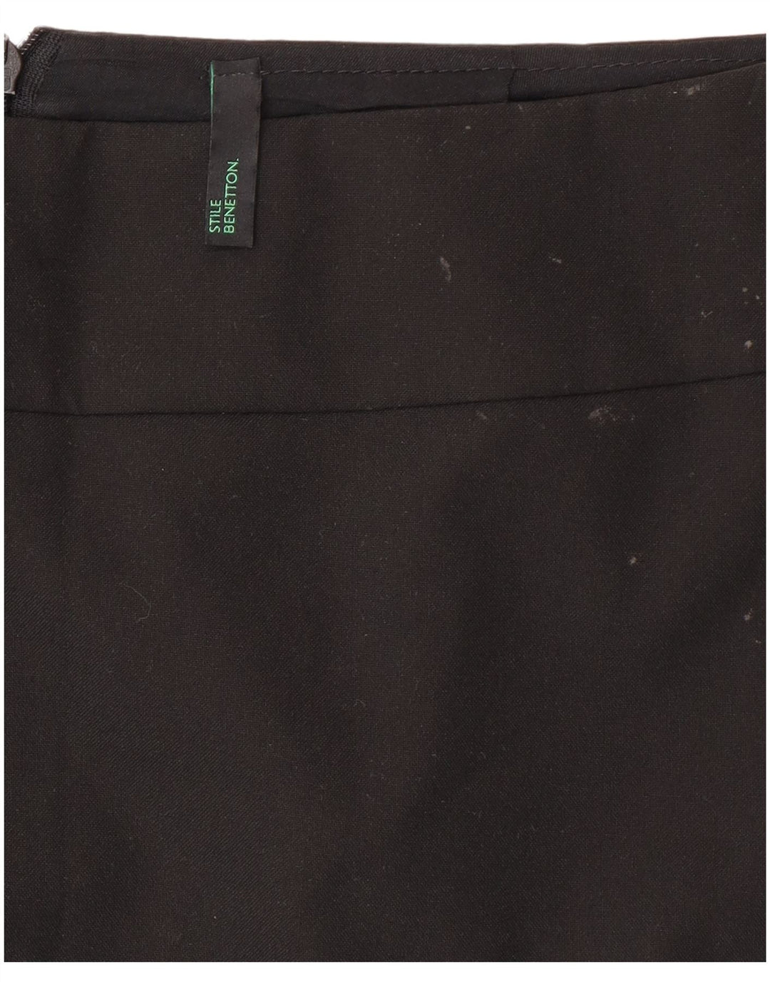 Saia lápis feminina Benetton média W28 preta