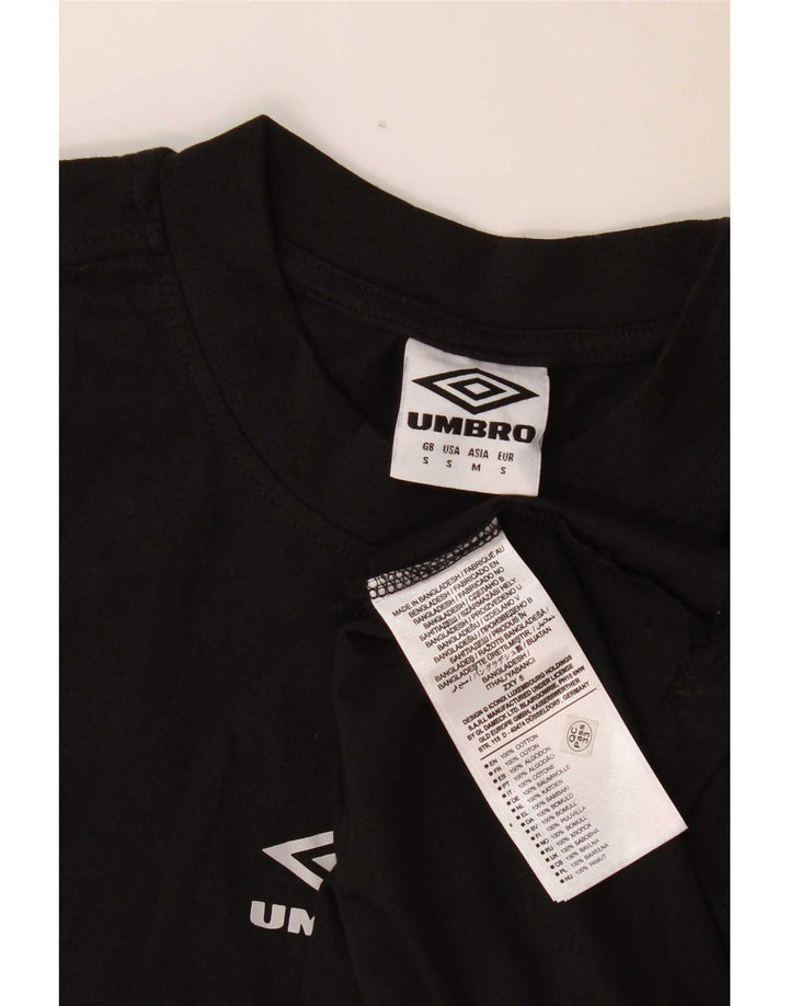 Camiseta masculina gráfica Umbro Top pequeno algodão preto
