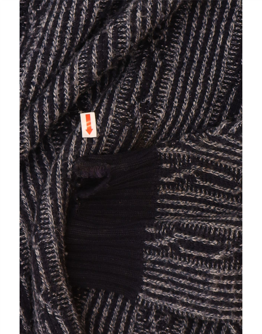 Suéter masculino C&A com gola canoa grande azul marinho Fair Isle poliacrílico