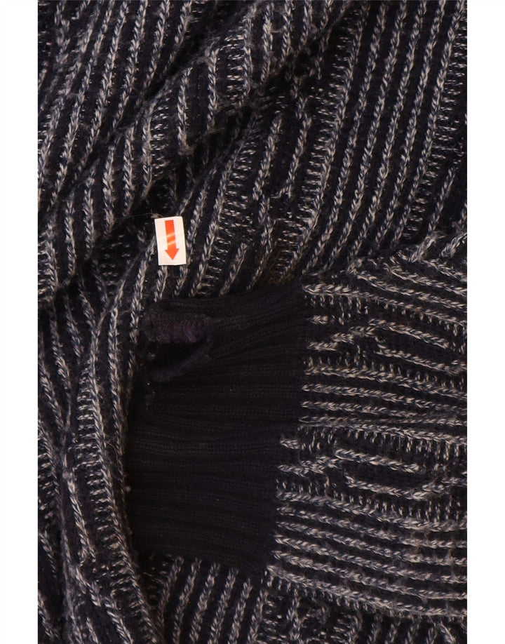 Suéter masculino C&A com gola canoa grande azul marinho Fair Isle poliacrílico