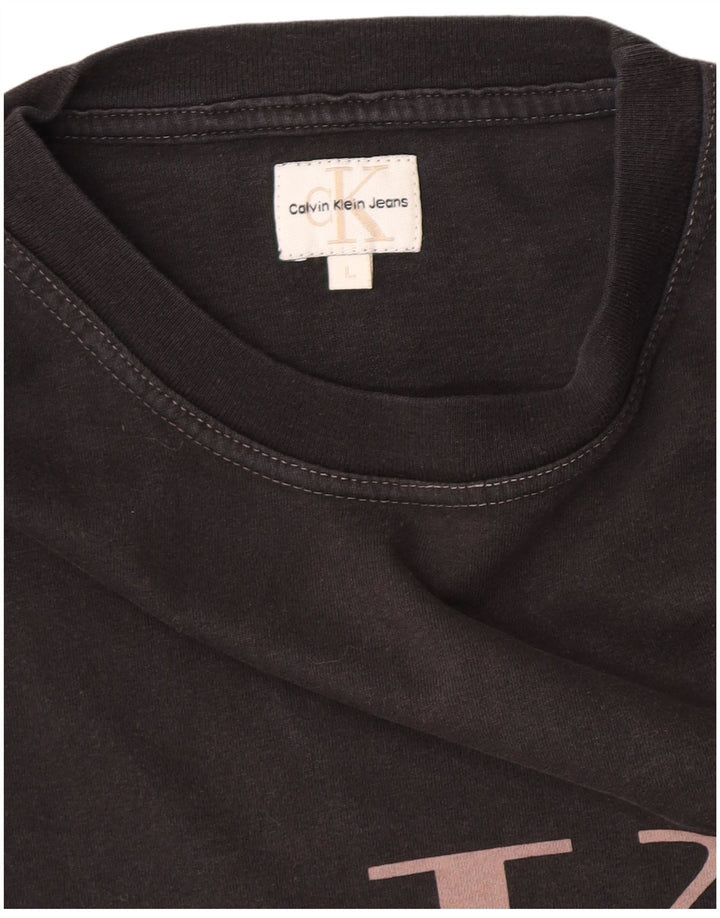 Calvin Klein Jeans Camiseta masculina gráfica grande preta