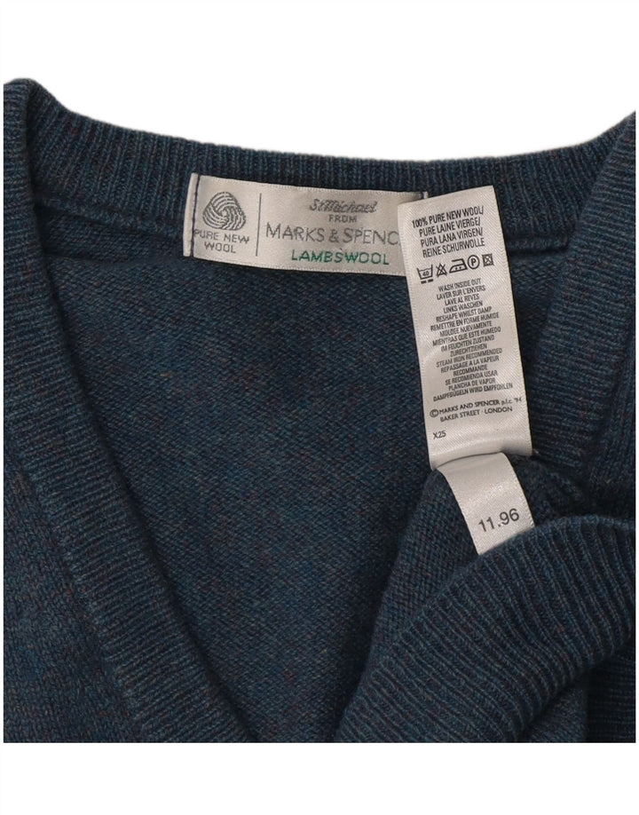 Suéter masculino Marks & Spencer com decote em V, lã de carneiro azul pequena