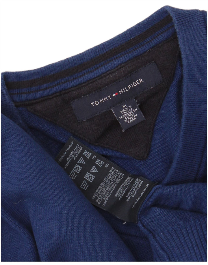 Suéter masculino TOMMY HILFIGER com decote em V de algodão azul médio