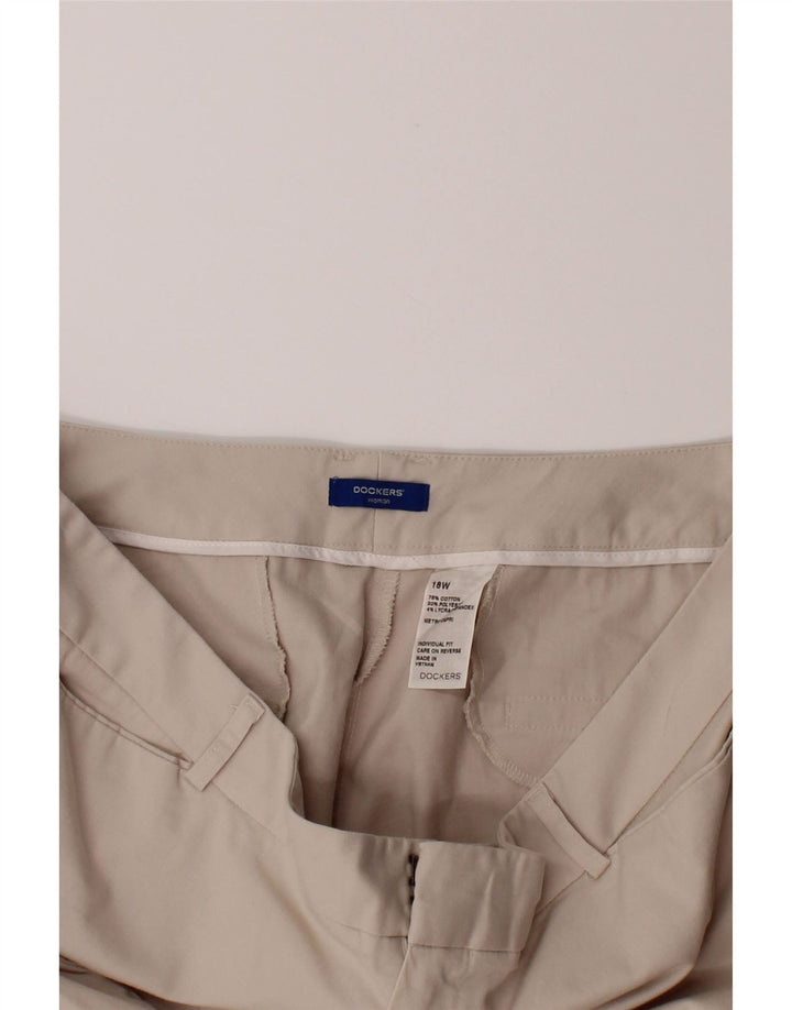 DOCKERS Womens Straight Capri Trousers US 18 2XL W38 L22 Beige Classic Vintage Dockers and Second-Hand Dockers from Messina Hembry 