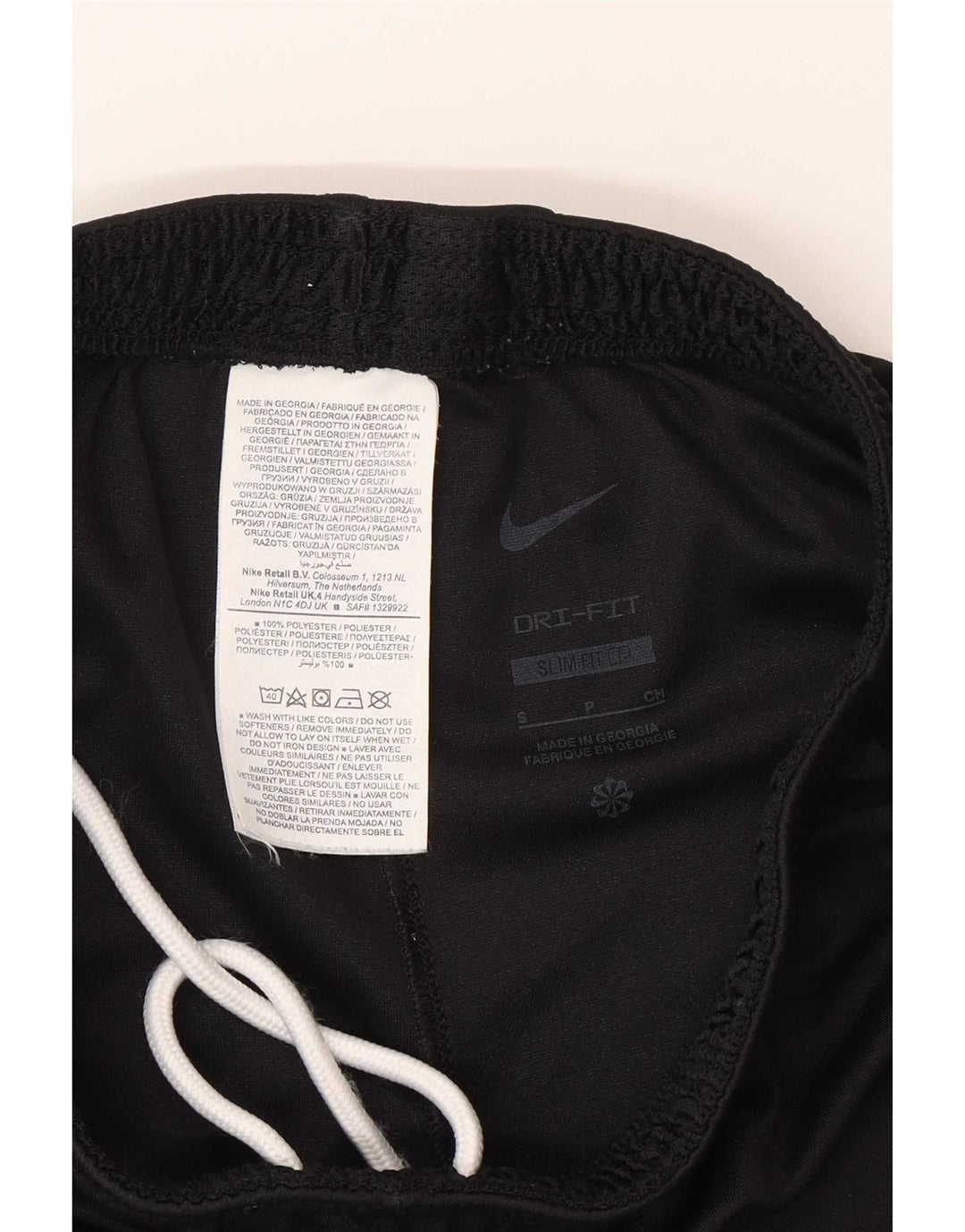 Shorts esportivos masculinos Nike Slim Fit pequenos poliéster preto