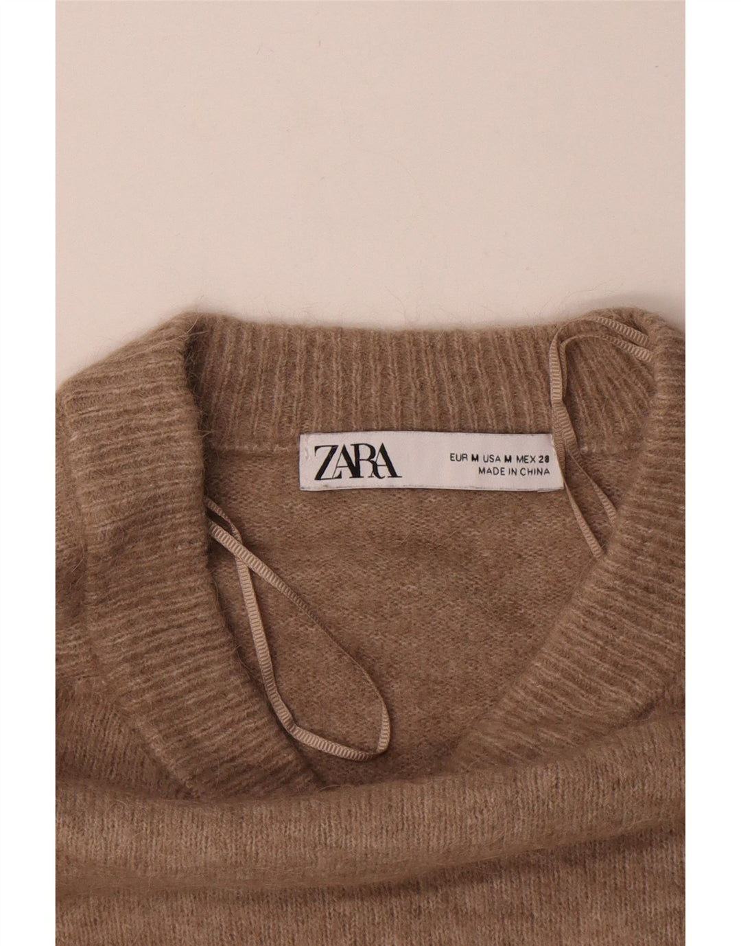Zara Suéter feminino com gola canoa UK 14 poliamida bege médio