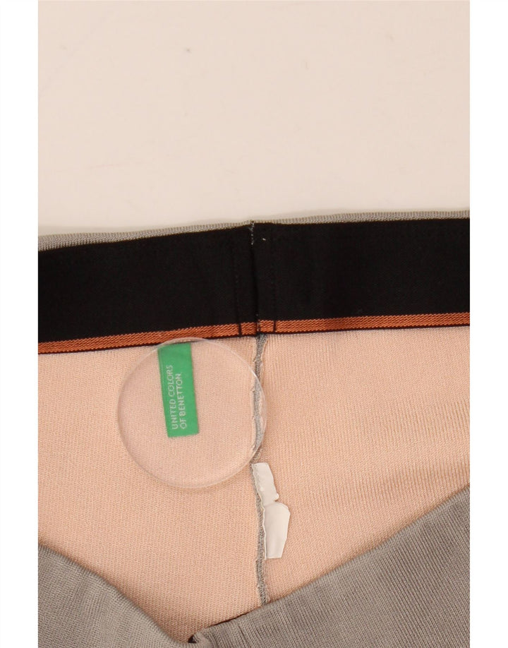 Shorts feminino casual Benetton W30 cinza médio colorblock