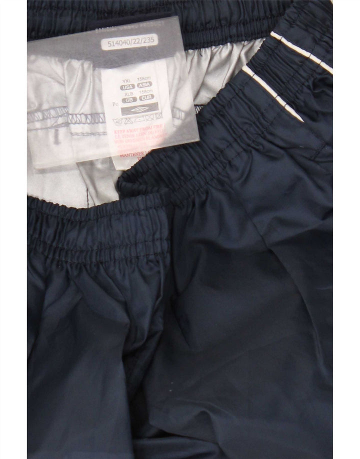 Calças Umbro Boys Graphic Impermeáveis 13-14 Anos XL Azul Marinho Poliéster