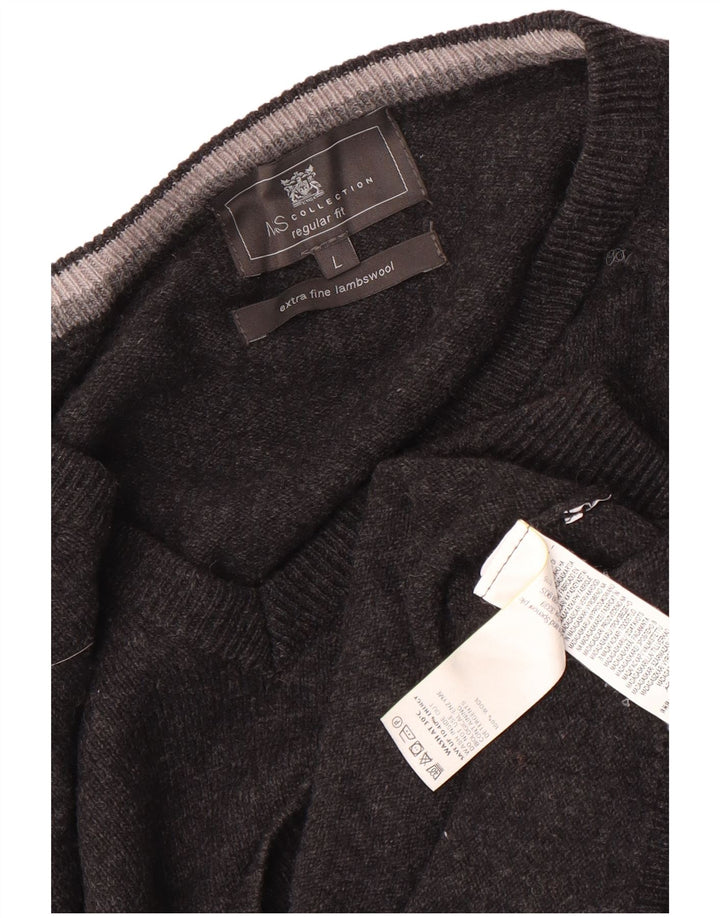 Suéter masculino Marks & Spencer com ajuste regular e decote em V, grande lã cinza