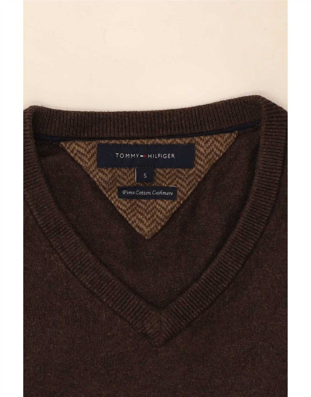 Tommy Hilfiger Suéter masculino com decote em V pequeno algodão marrom
