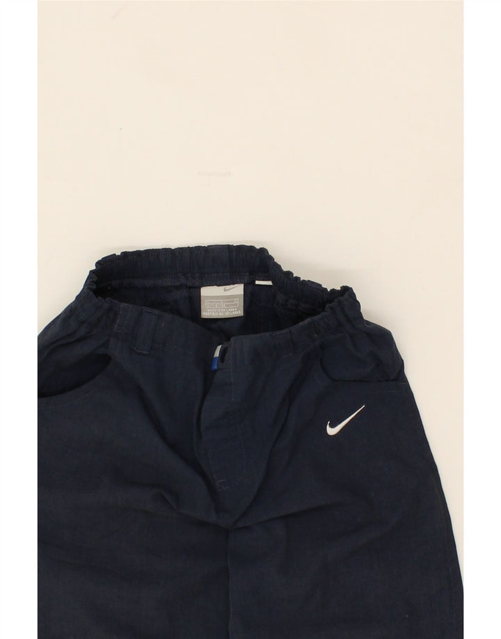 NIKE Boys Bermuda Shorts 6-7 Years Large  Navy Blue Vintage Nike and Second-Hand Nike from Messina Hembry 