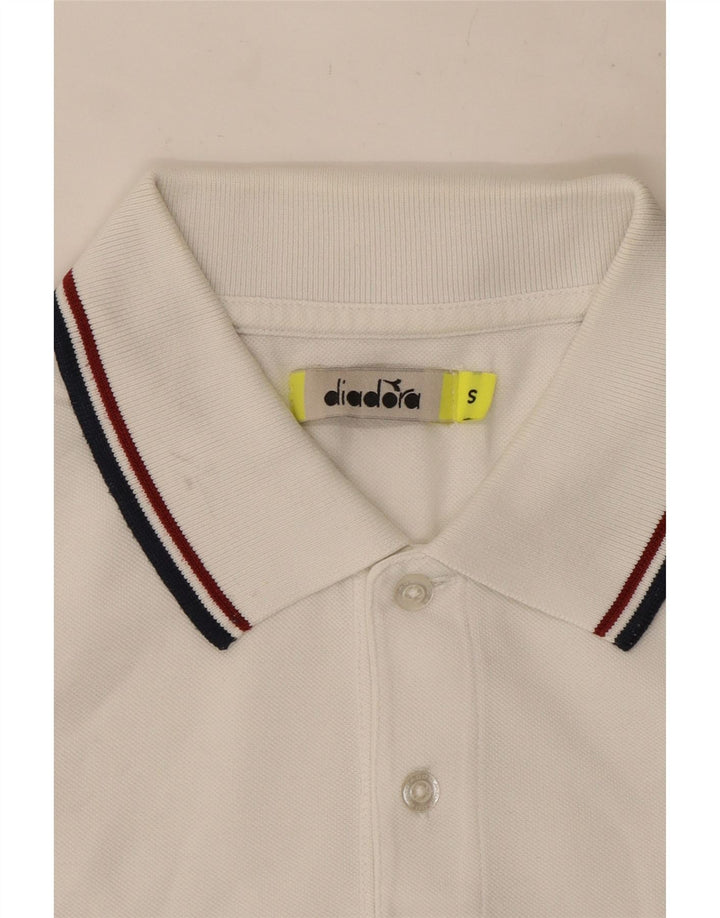 Camisa polo masculina Diadora pequena branca