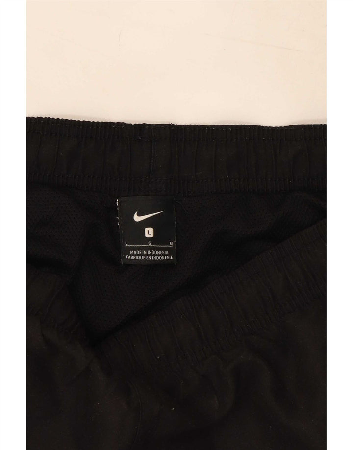 Shorts esportivos masculinos Nike grandes pretos