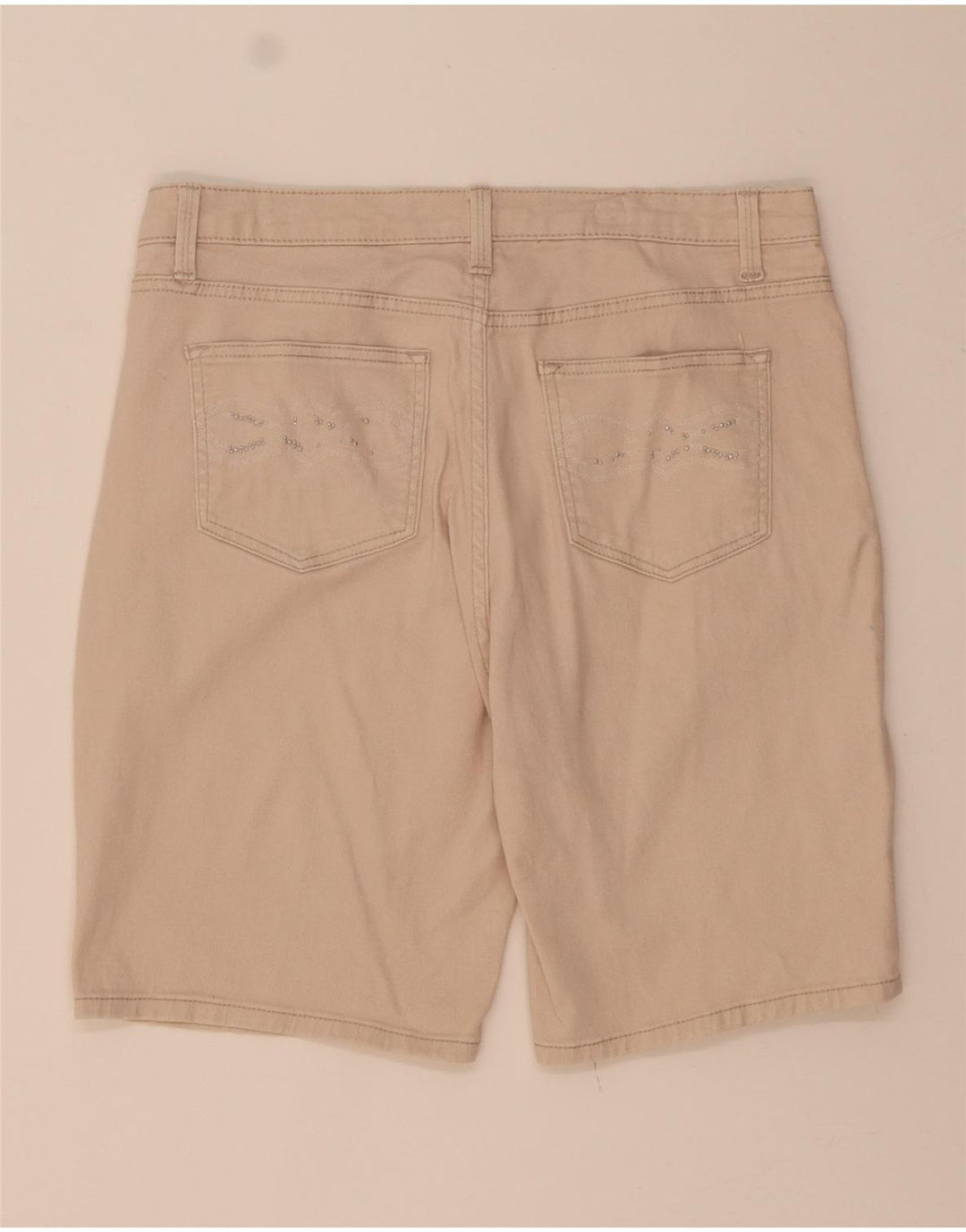LEE Womens Classic Fit Casual Shorts W32 Large Beige Vintage Lee and Second-Hand Lee from Messina Hembry 
