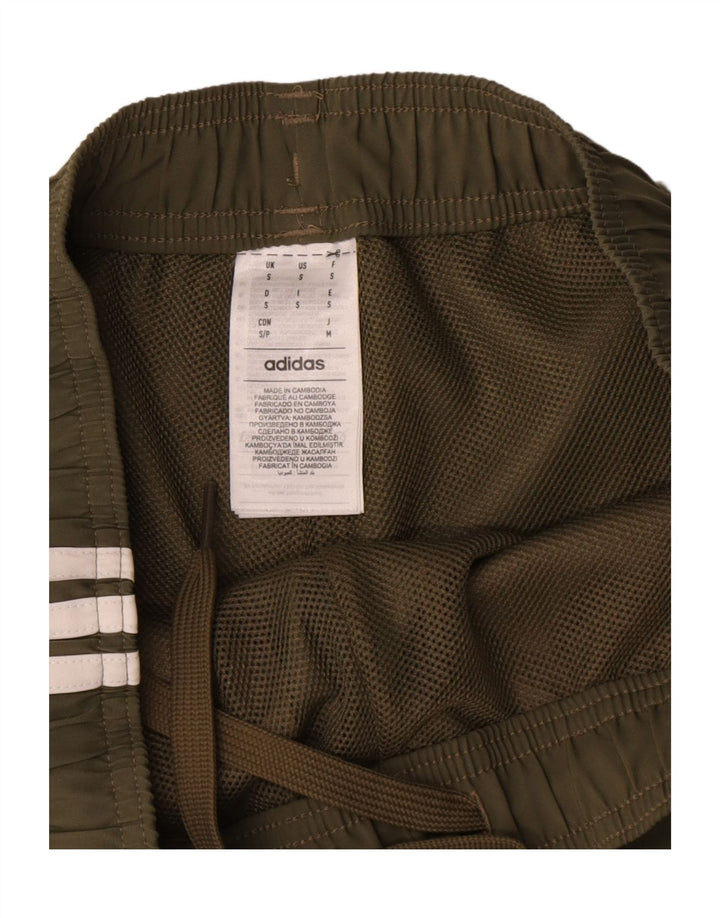 Shorts esportivos masculinos Adidas pequeno poliéster verde