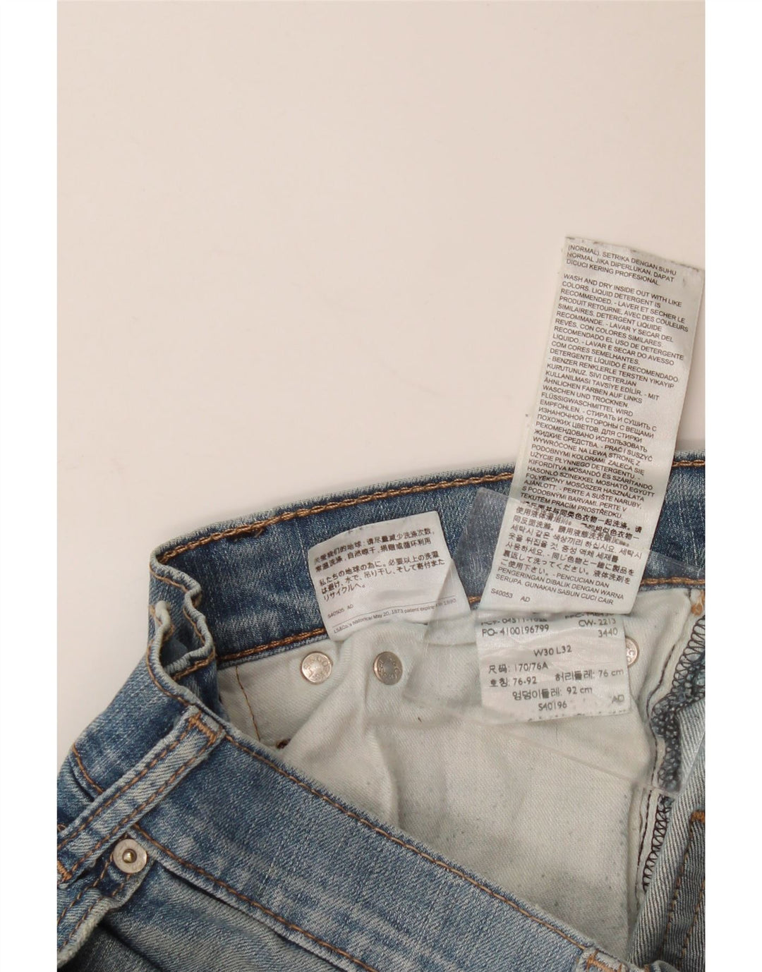 LEVI'S Jeans femininos desgastados slim W30 L32 algodão azul