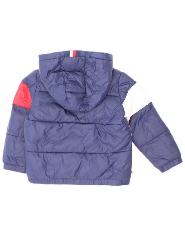 Jaqueta acolchoada Tommy Hilfiger para meninos 12-18 meses azul marinho bloco colorido