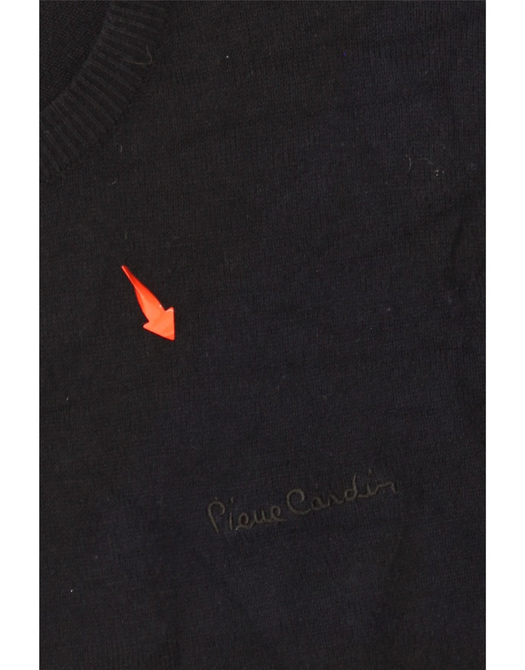 Suéter masculino PIERRE CARDIN com gola redonda e pequeno acrílico preto