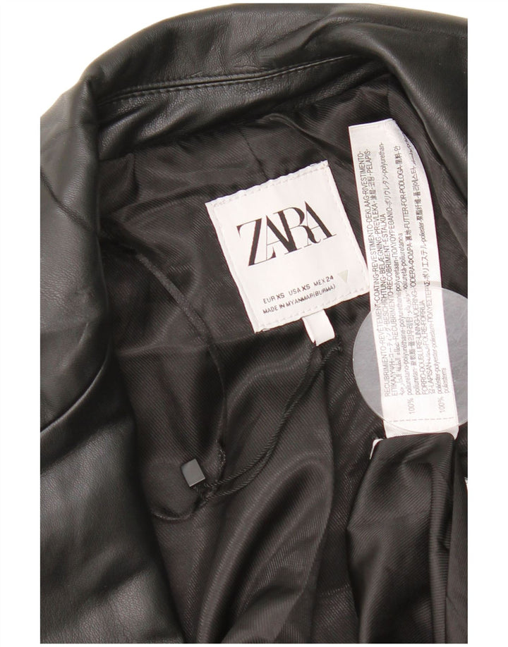 Jaqueta blazer feminina Zara com 1 botão de couro sintético UK 6 XS poliuretano preto