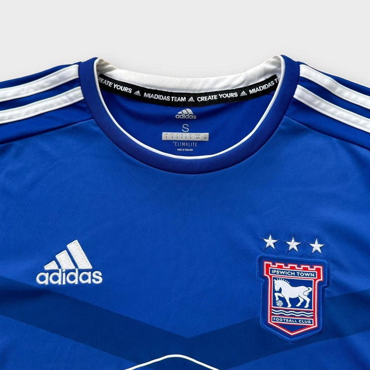Camisa de futebol Ipswich Town Adidas - Pequena
