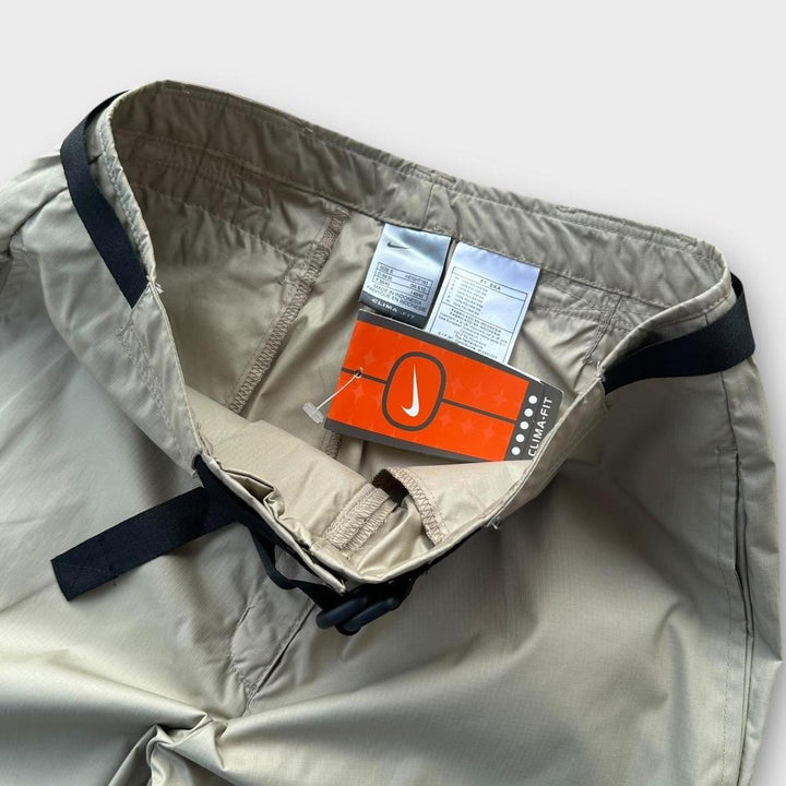 Calças Nike - femininas pequenas