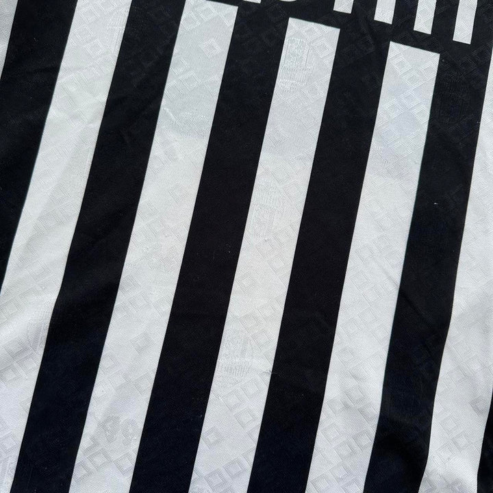 Camisa de futebol vintage da Juventus - XL