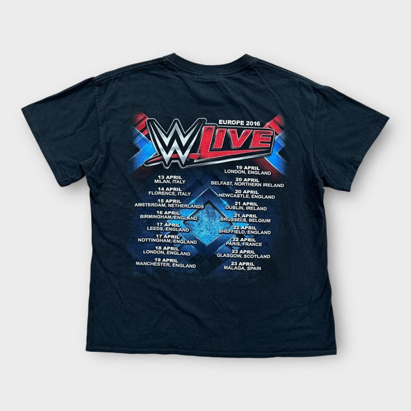 WWE graphic tee - medium