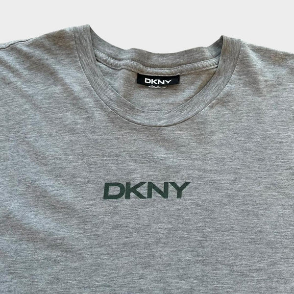 Camiseta DKNY soletrada - XL