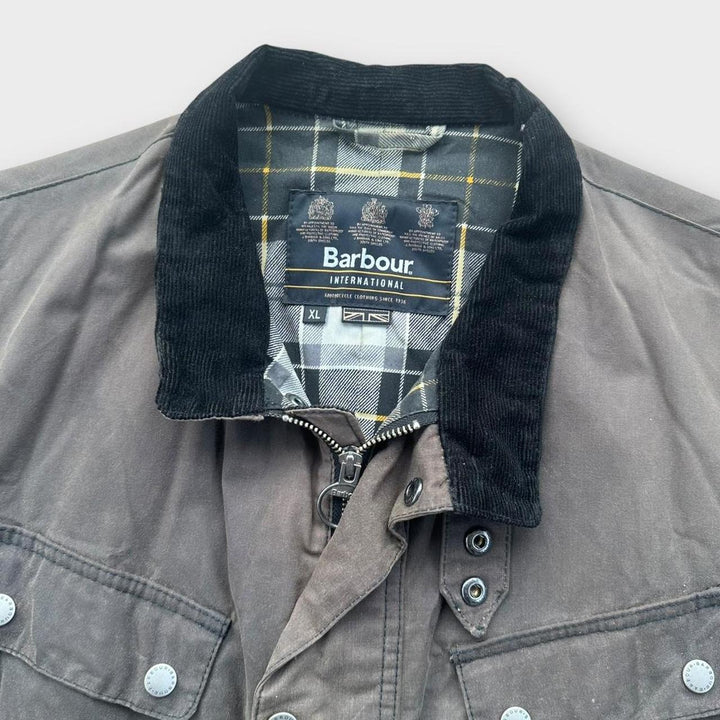 Jaqueta de cera internacional Barbour - XL
