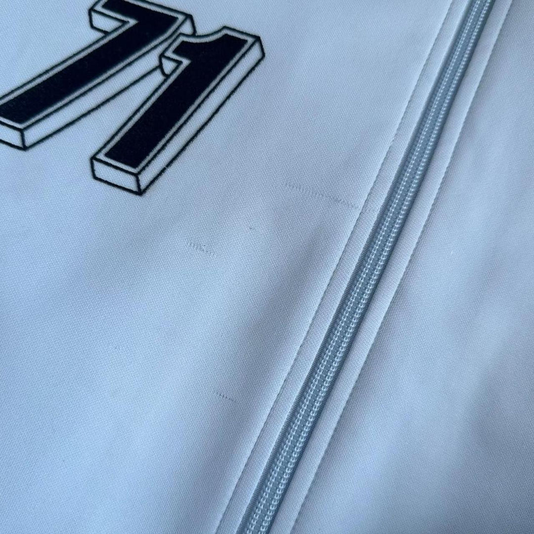 Jaqueta vintage Nike - média