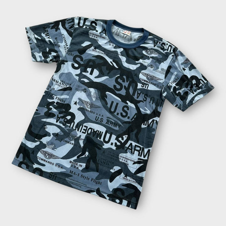Camiseta com estampa camuflada Y2K - XL