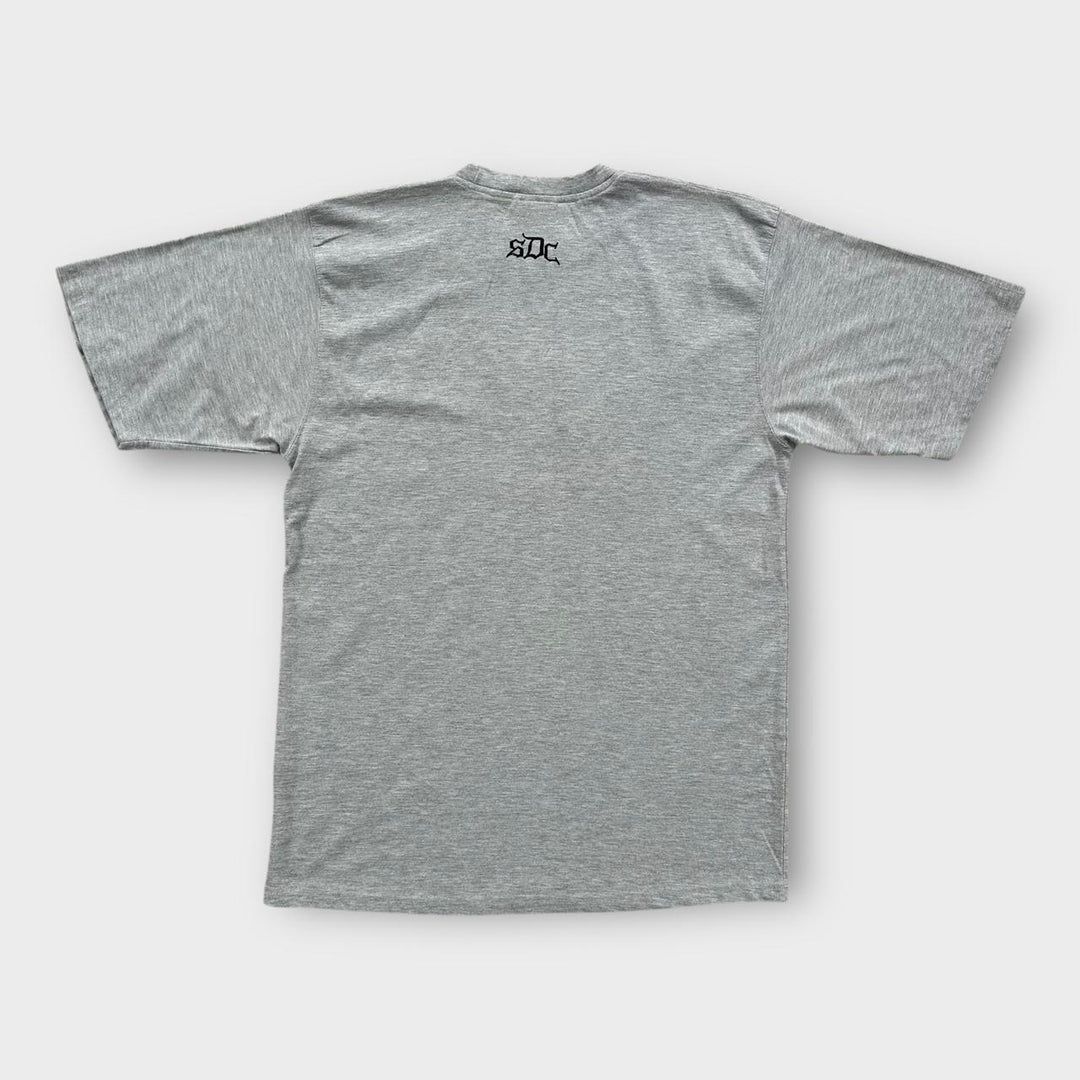 Empresa de roupas Snoop Dogg soletra camiseta - XL