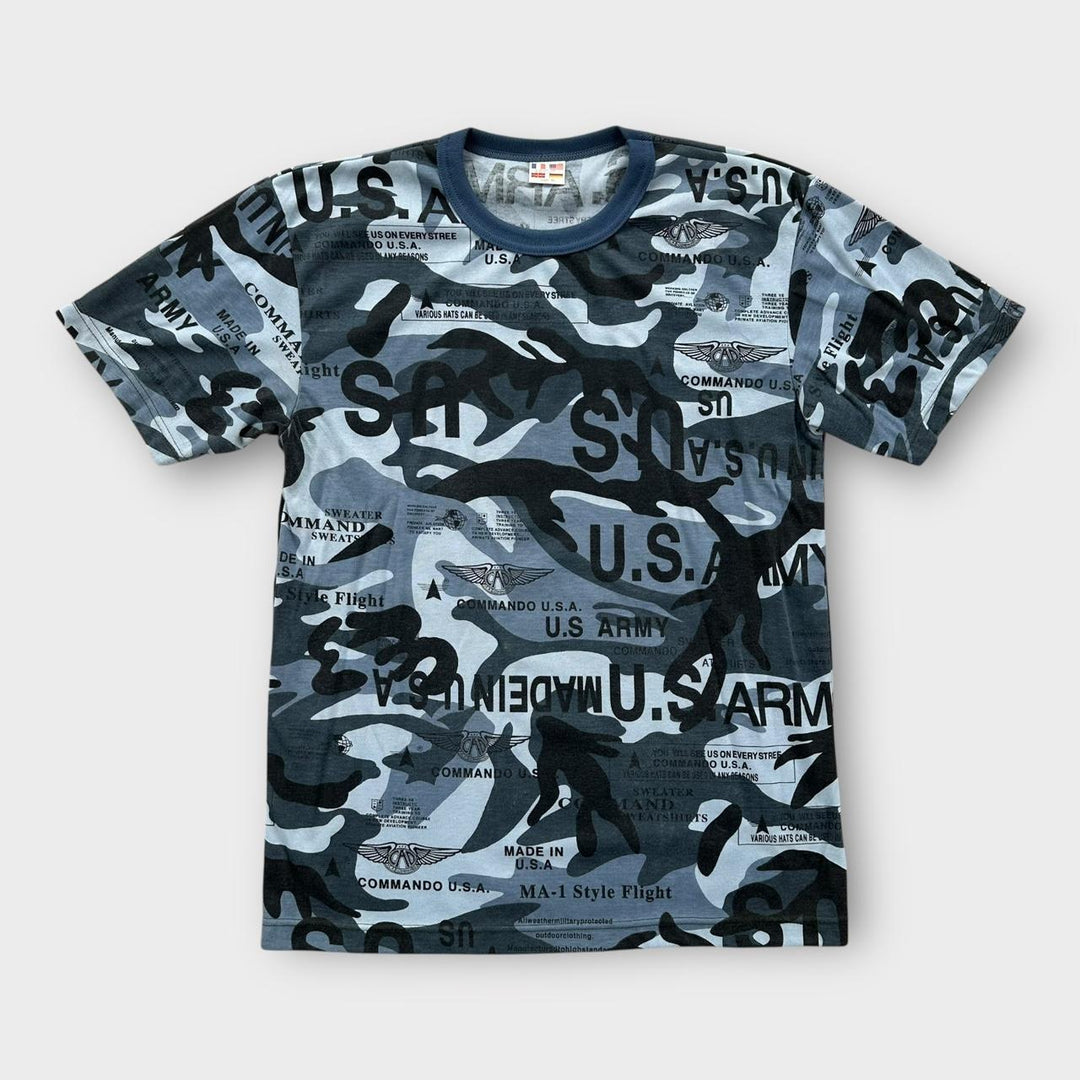 Camiseta com estampa camuflada Y2K - XL