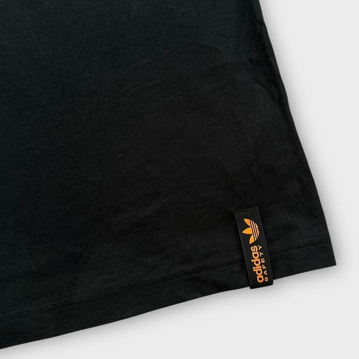Camiseta vintage Adidas Safety Spell Out - XL