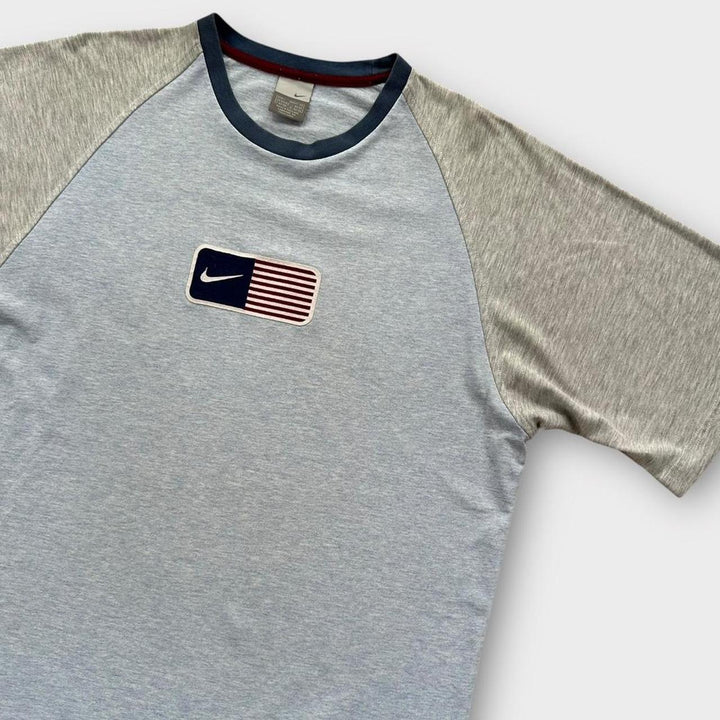 Camiseta Y2K Nike USA com bandeira - grande (cabe como uma XL)