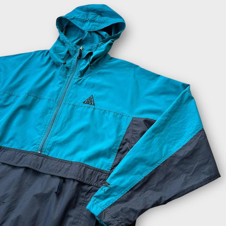 Jaqueta embalável Nike ACG - média (cabe como uma grande)