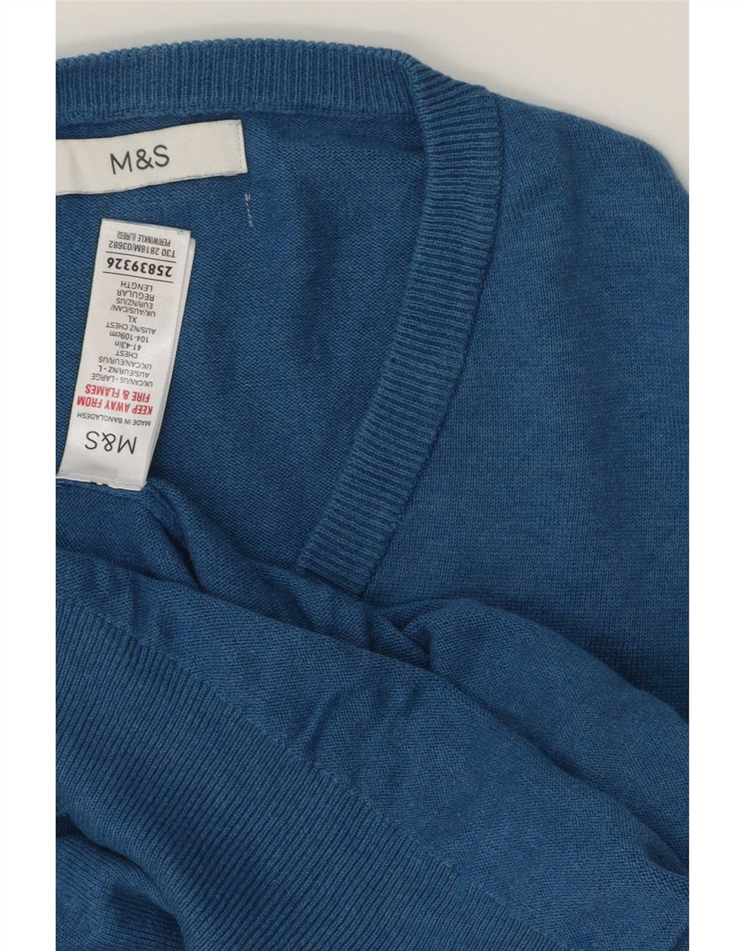 Suéter masculino Marks & Spencer com decote em V XL azul algodão